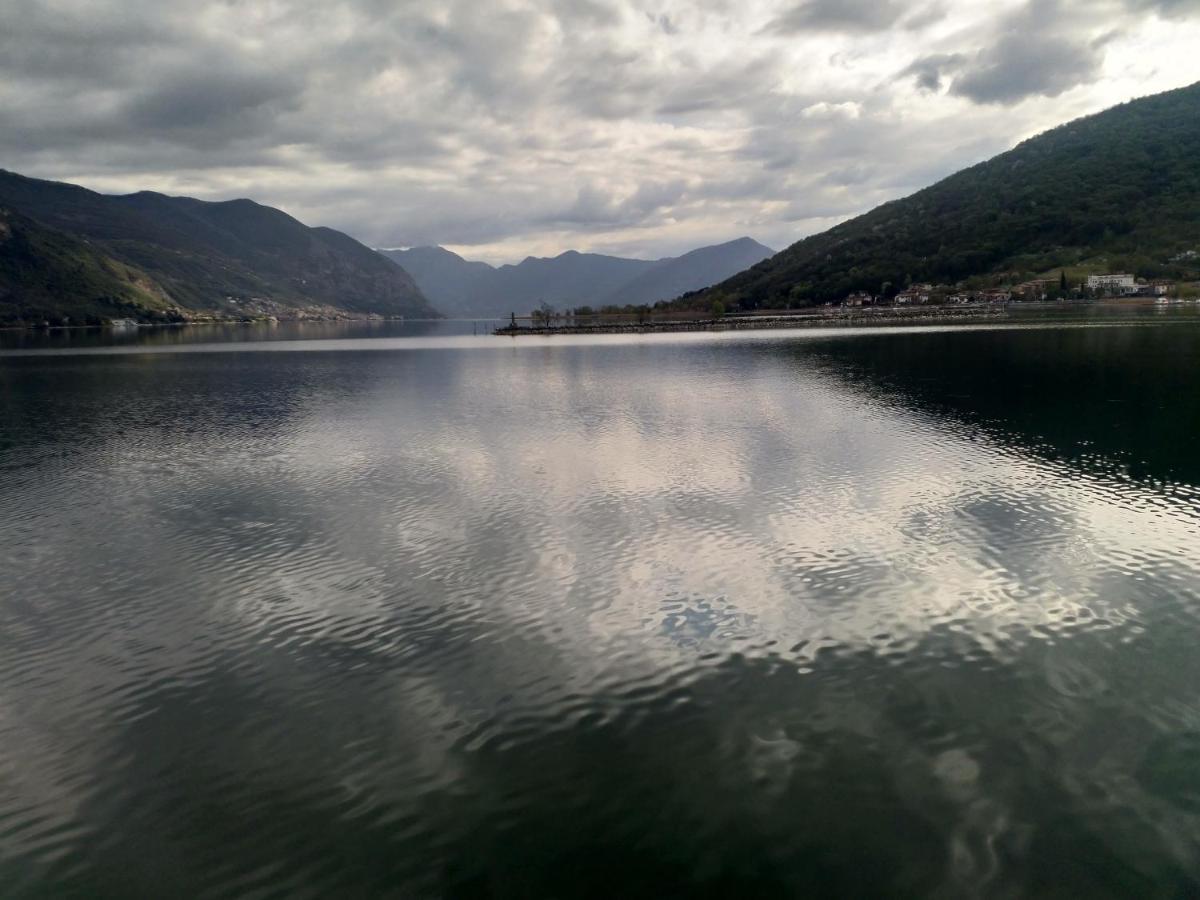 Lake View Terrace Paratico Buitenkant foto